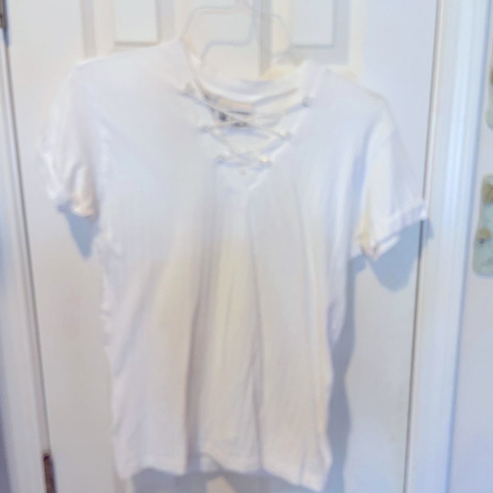 Men’s White Lace-up Casual Short Sleeve Shirt